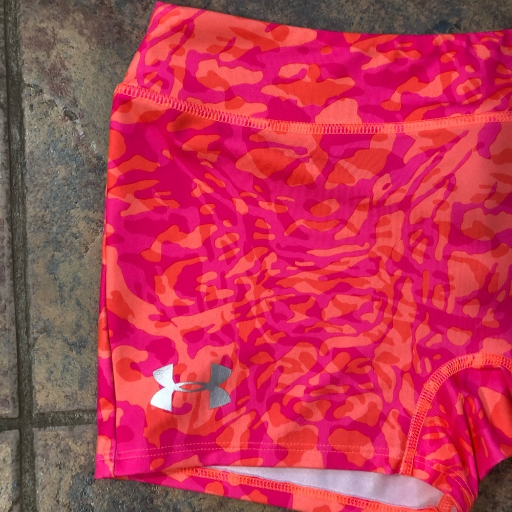 YXL Under Armour Neon Camo Volleyball Spandex